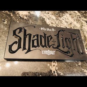 Kat Von D Shade + Light Contour